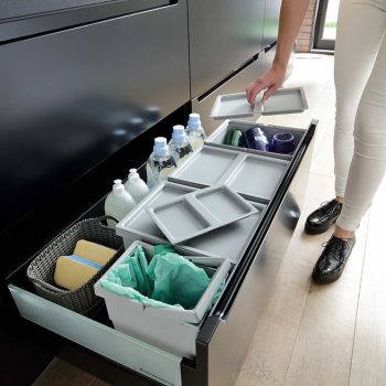 Kuchnia Senso Kitchens Capital Saperavi — nowoczesna kuchnia na wymiar bez uchwytów, MC-Kuchnie Siedlce